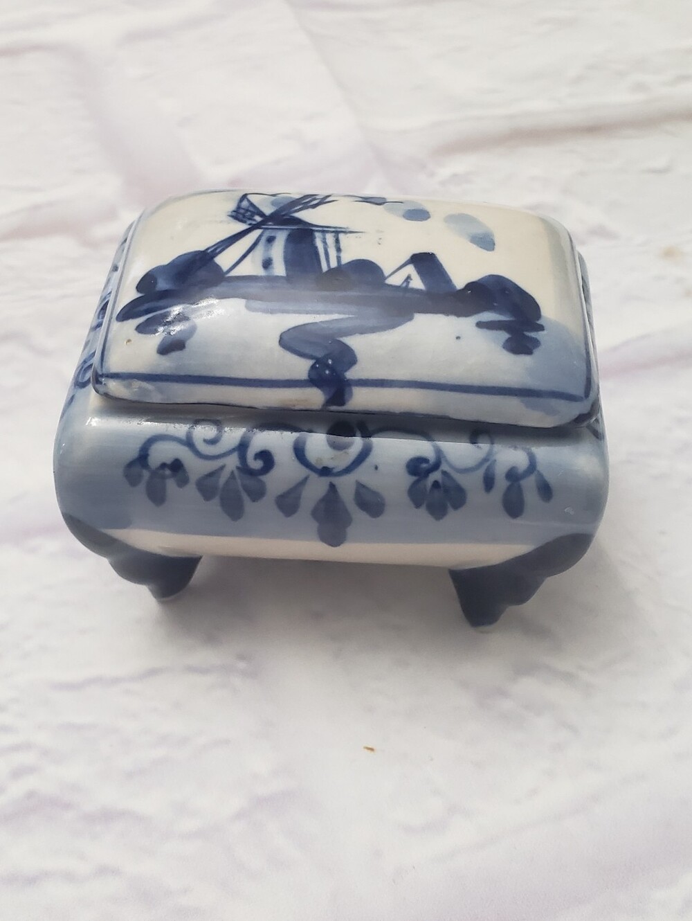 Vintage Porcelain DELFTS Blue 38 Windmill Lidded Trinket Box
